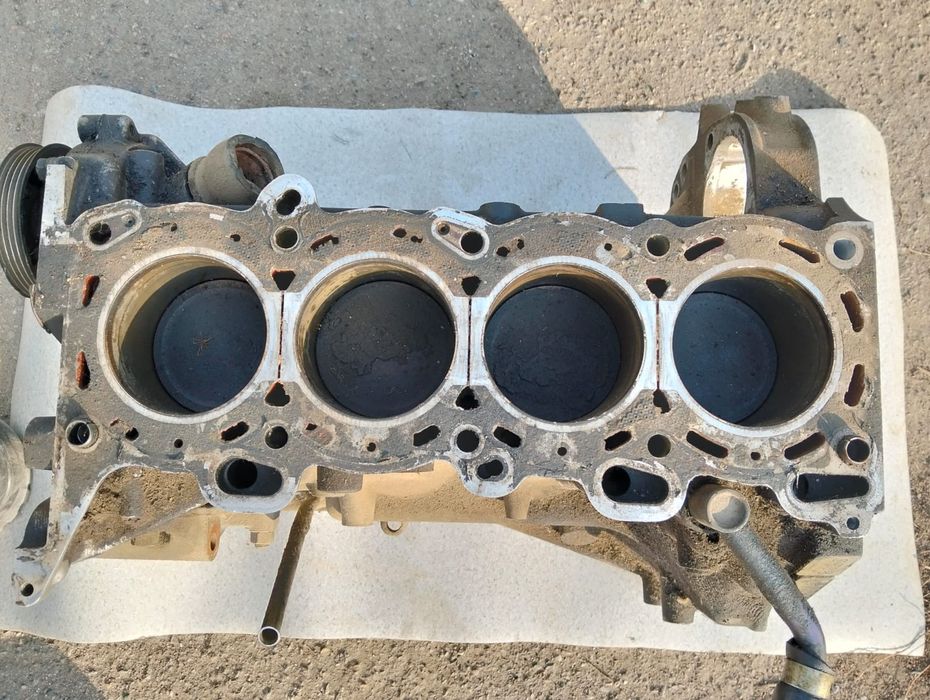 Все на двигатель Ниссан sr 18