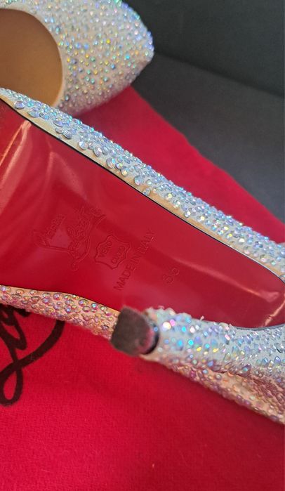 Красивые туфли продам