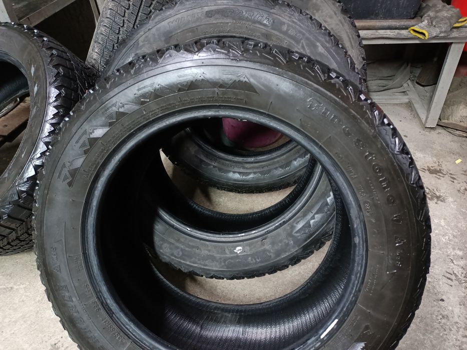 Продам шины зимние