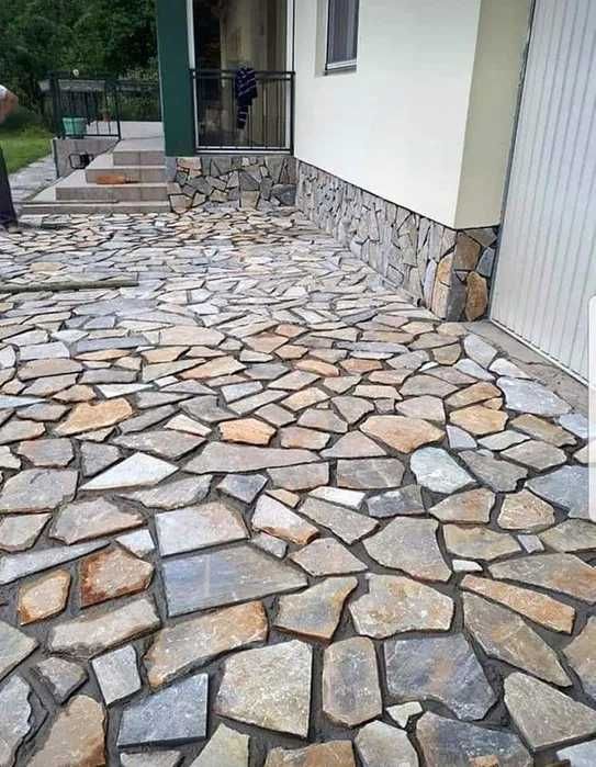 piatra naturala de munte si montaj