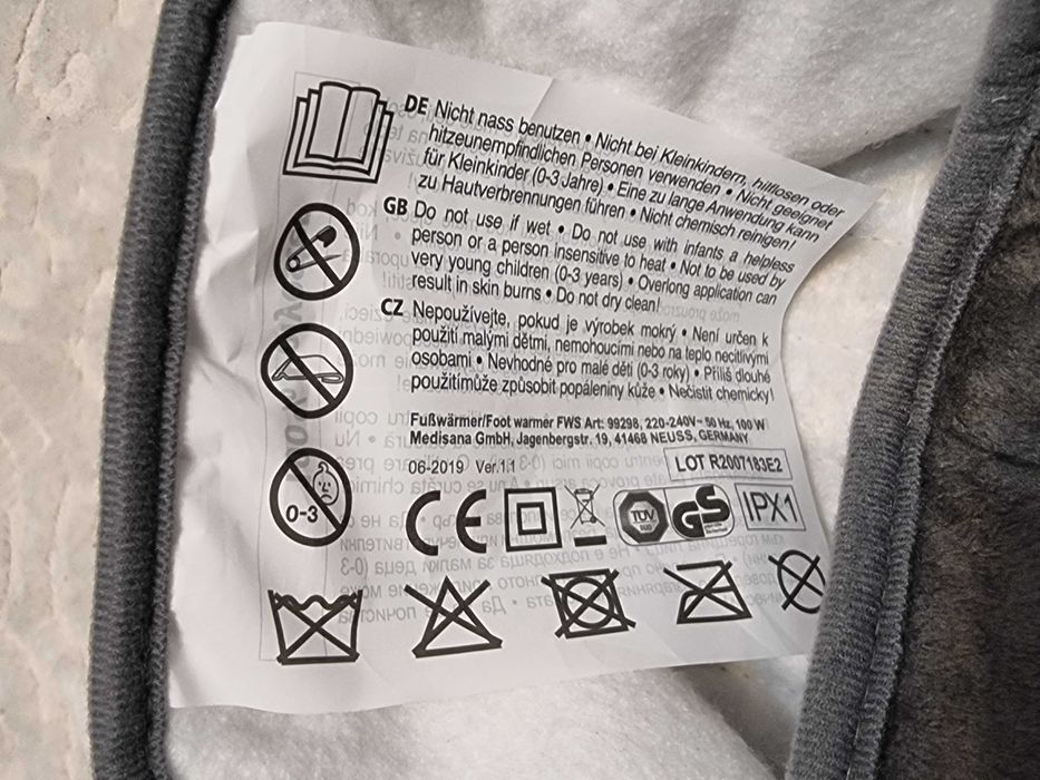 Incalzitor de picioare Medisana, perna electrica picioare