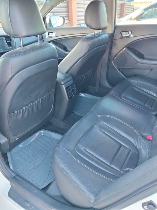 Продам  KIA K5 2011 Корея