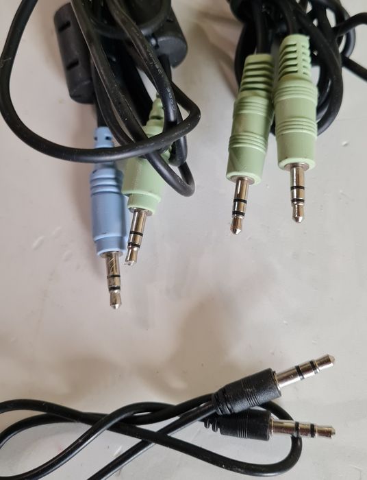 Cabluri audio-video, de date, de alimentare