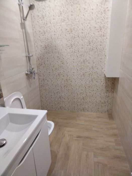 Почистване и миене на прозорци