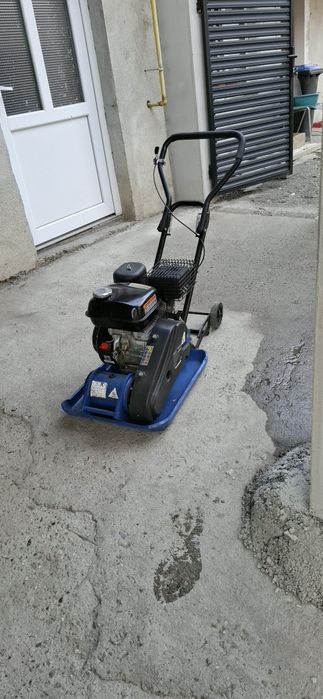 Placă  compactoare Scheppach 1300S  82.5 kg