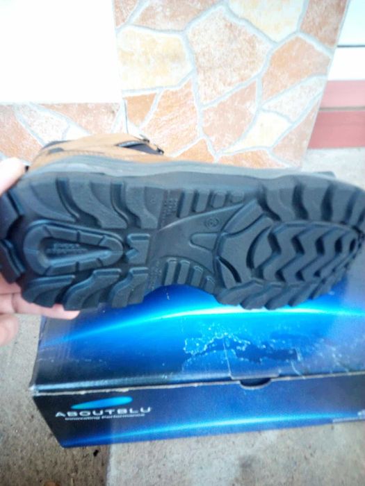 НОВИ ЗИМНИ работни обувки ABOUTBLU Sherpa S3 SRC