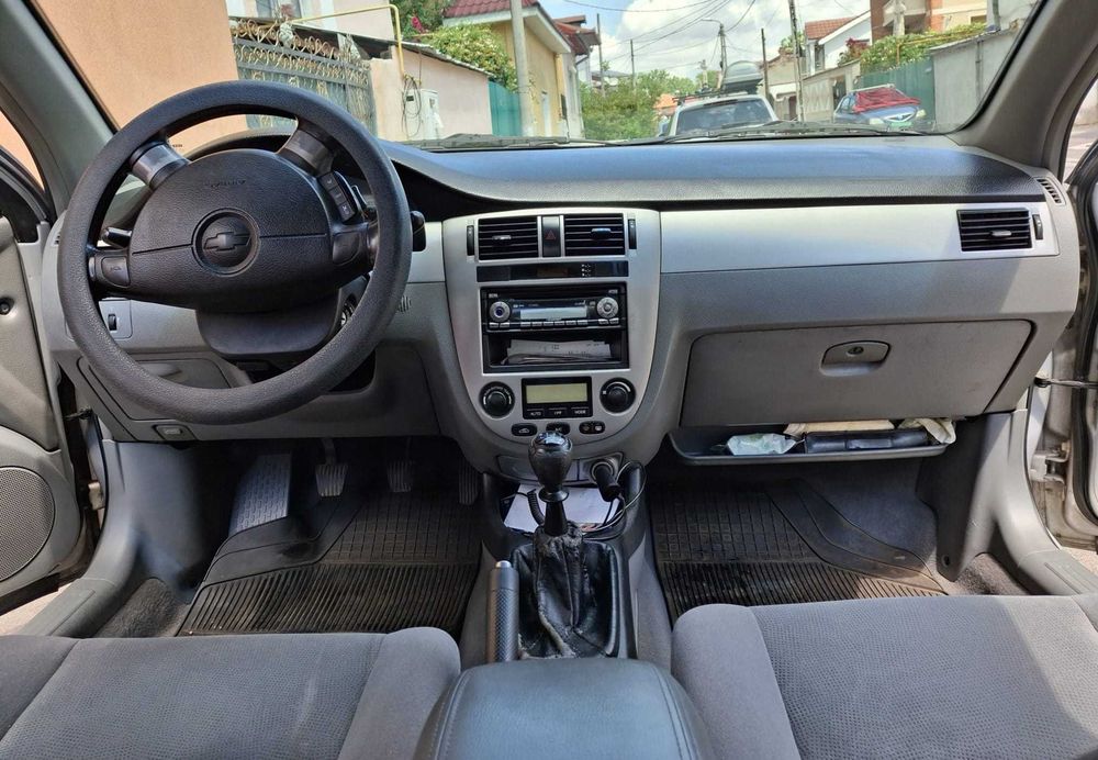 Chevrolet Lacetti, unic propietar, itp 05/08/2026, bonus 3 roti, totul original, fara accidente, taxe platite tot anul