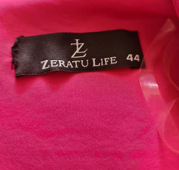 Vand rochie de ocazie noua