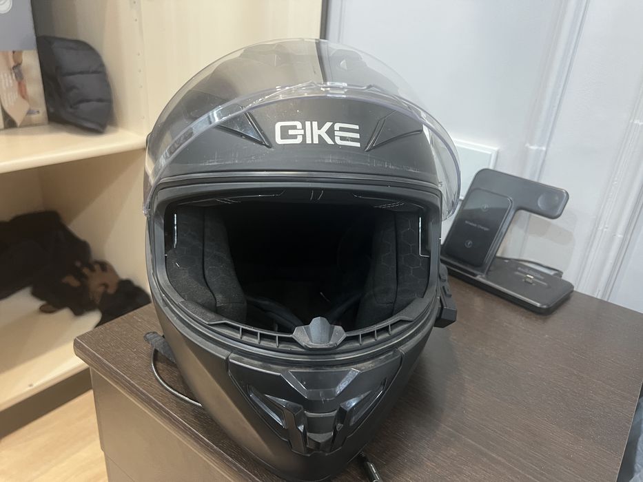 Мотошлем Gike с гарнитурой