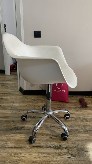 Продветься стул