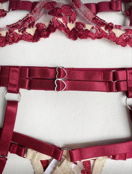 Луксозно дамско бельо - ПОСЛЕДНА БРОЙКА