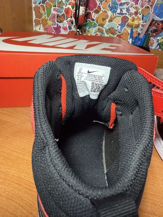 Nike Court Borough Mid 2
