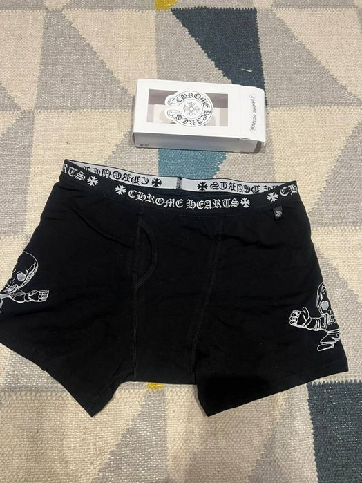 Boxeri Chrome Hearts negri cu craniu pe laterale, mărimea M, noi în cutie