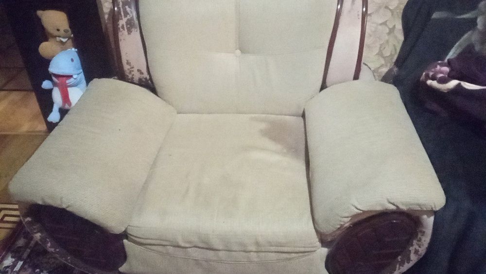 Мебел рестовратся  хар хил турдаги юмшок мебелларни кайта тамирлаймиз