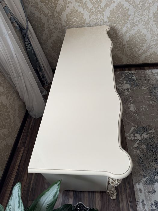 Тв подставка.