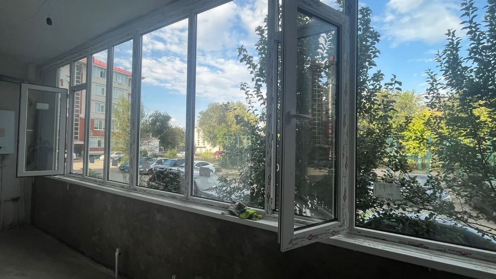 Продам пластиковое балконное окно!