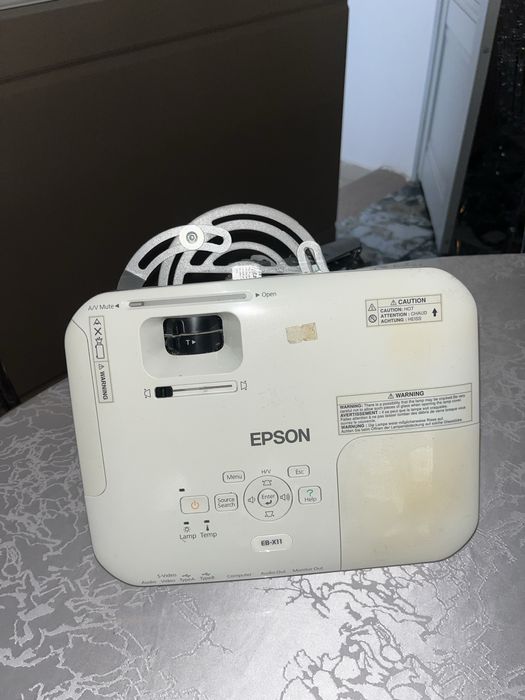 Epson EB-X11 проэктор