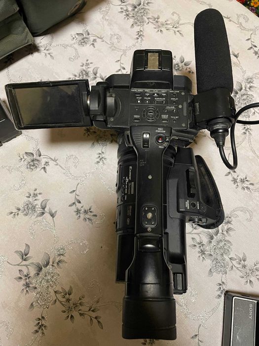 Видеокамера Sony NX3