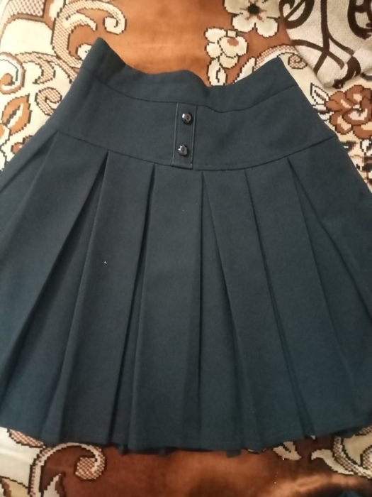 Продам школьную форму на девочку. Ангельхер