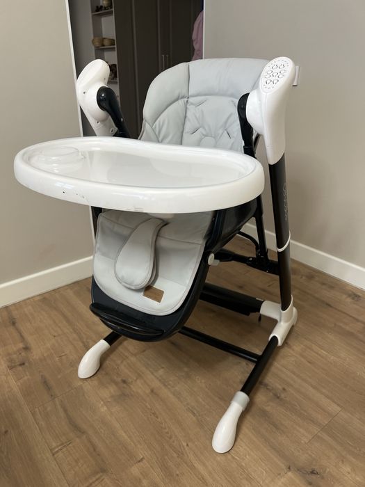 Продам детский стульчик для кормления Cascata
