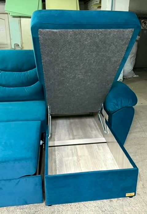 Диван "Улыбка" от производителя