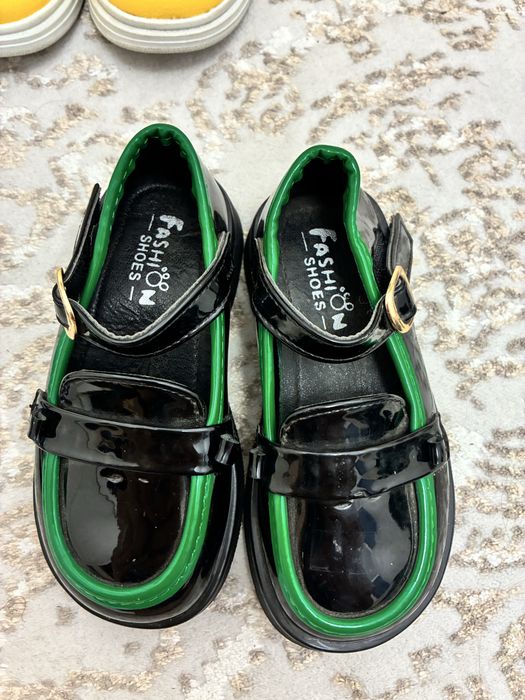 Продам обувь детскую  все новое