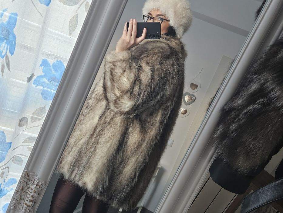 Haina blana nutrie mărimea M-L