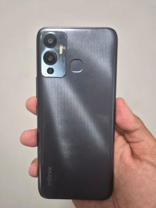 Infinix 4/64 продам