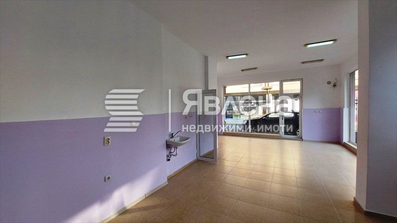 Дава се под наем Магазин в Поморие - 54 кв.м за 260 € - Снимка #4