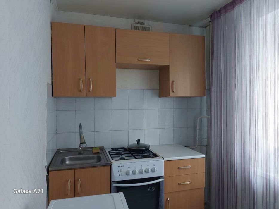 Продам 2 комнатную каритра