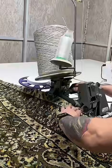 Оверлок ковров, установка ковродержателей, выезд на дом.