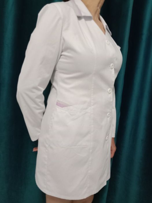 Продам медицинские халаты