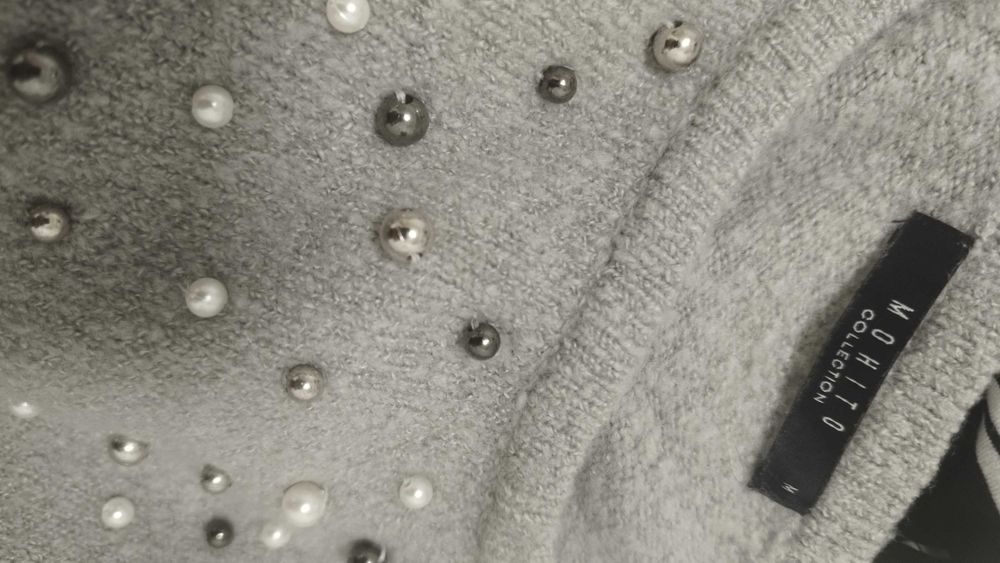 Пуловер с манисто