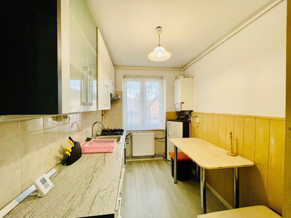 2 cam rahovei/milea etaj 1 decomandate