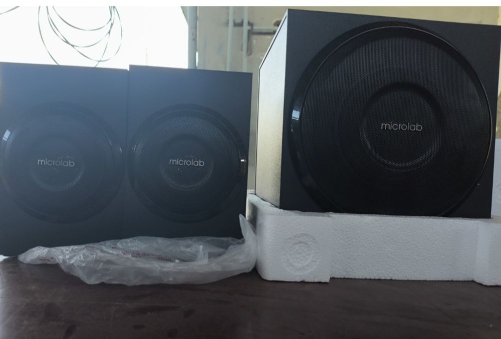 Продам Калонка Microlab