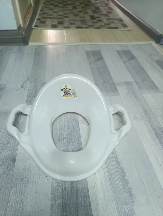Детский сидение для унитаза