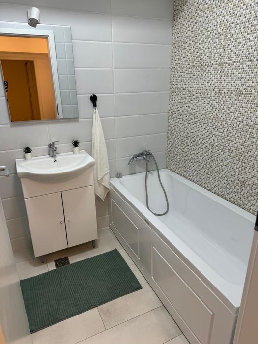 Apartament 2 camere de închiriat