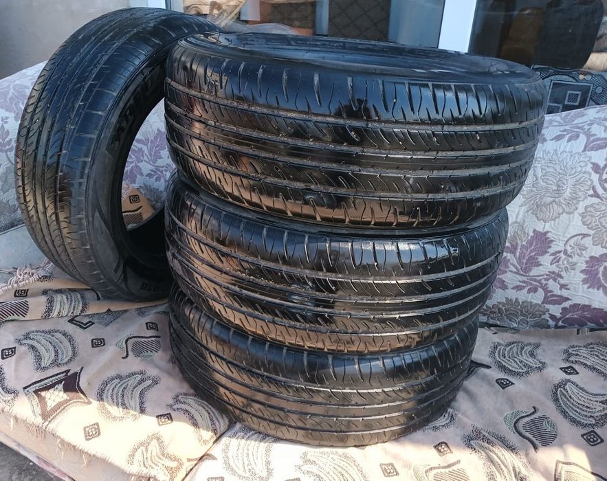 Авто шины на авто