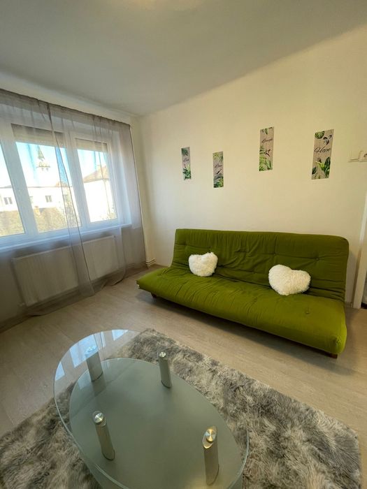 Inchiriez apartament in centru Tg. Mures