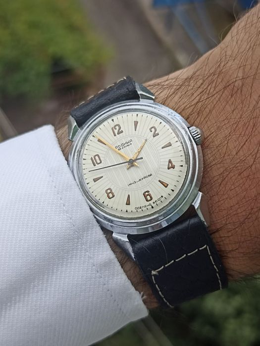 Ceas automatic Rodina