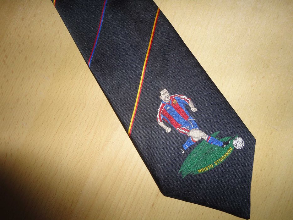 F.C.Barcelona/1994/Hristo Stoichkov/нова вратовръзка
