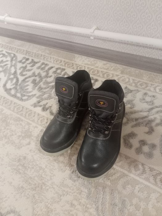 Ботинки мужские срочно