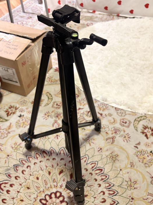 Мольберт тренога