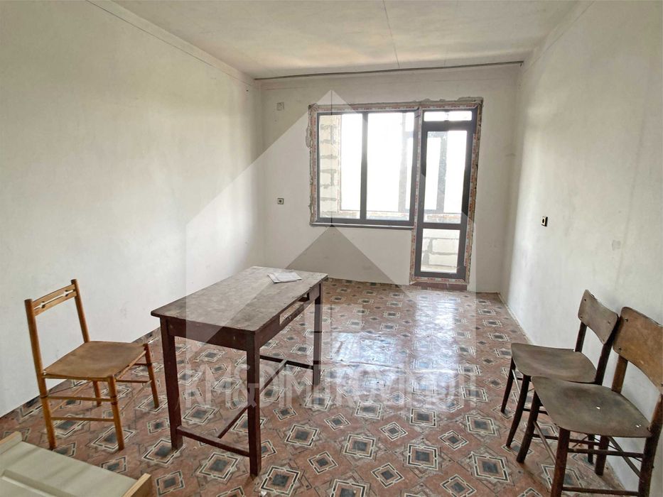 Продава се Етаж от къща в Нови пазар - 117 кв.м за 567 €/кв.м - Снимка #7