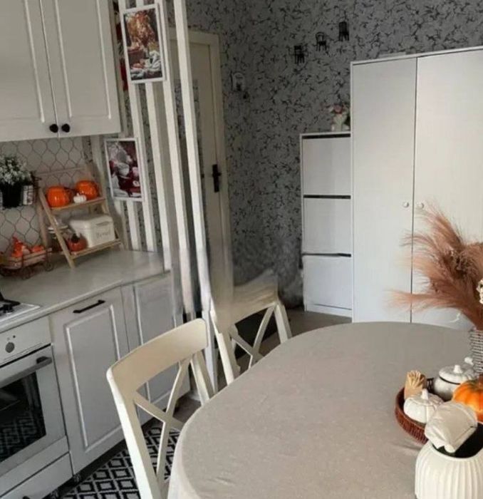 Продаётся 2-х комнатная квартира