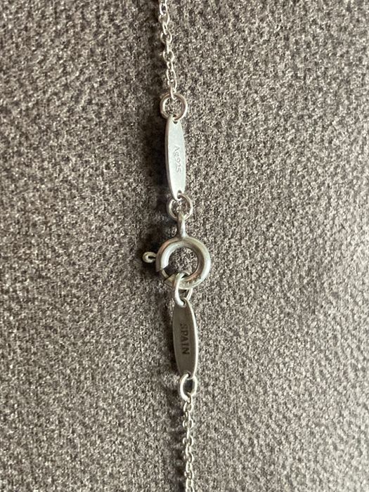 colier original Tiffany & Co., din colecția semnată de Elsa Peretti.
