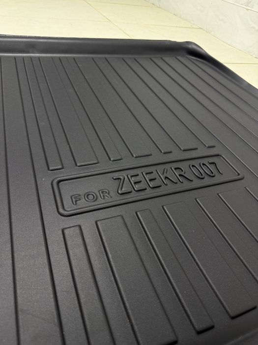 Zeekr 007 uchun bagaj polik