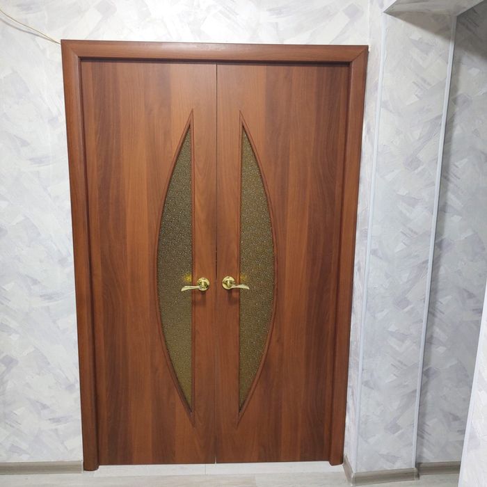 Продам двери межкомнатые