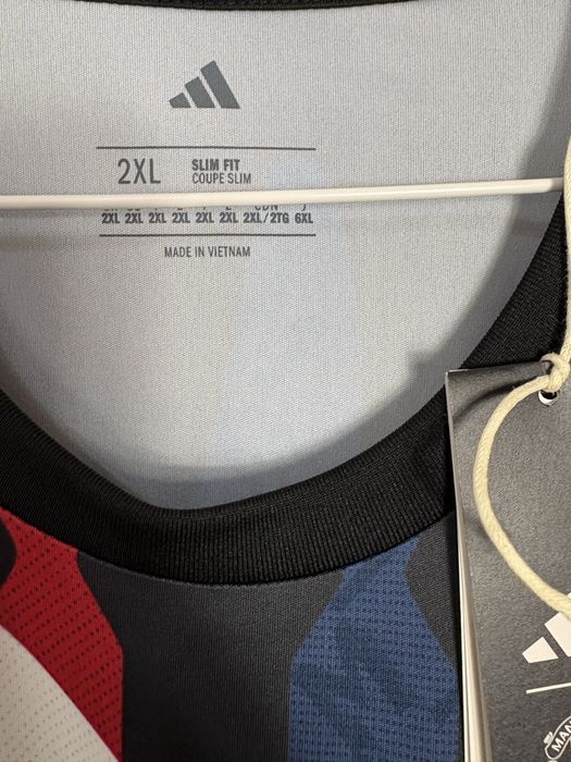 Фланелка на Манчестър Юнайтед