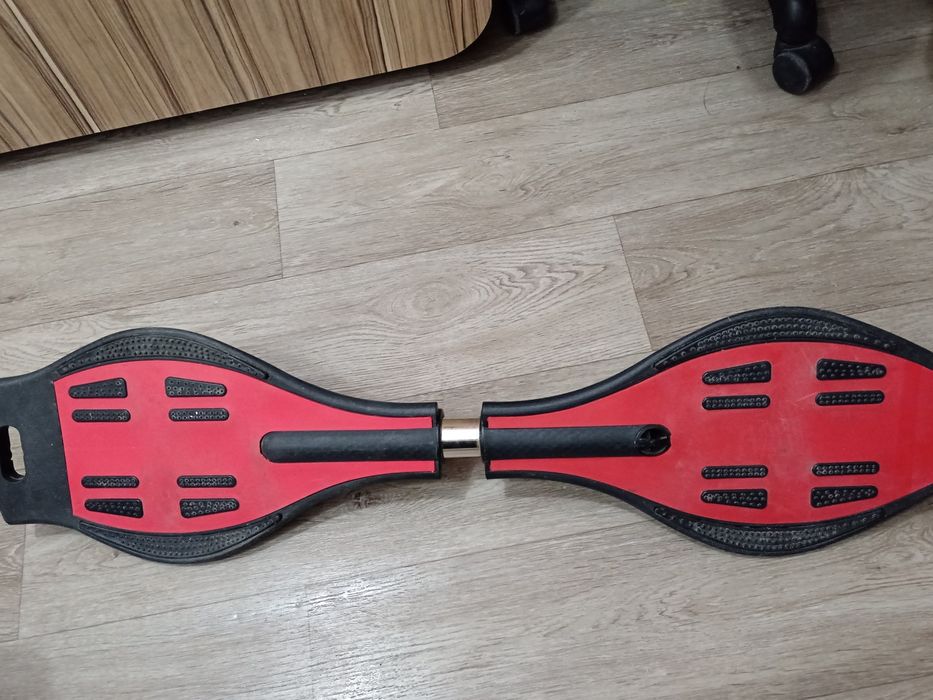 Роллерсерфы (скейтборд 2-х колесный)